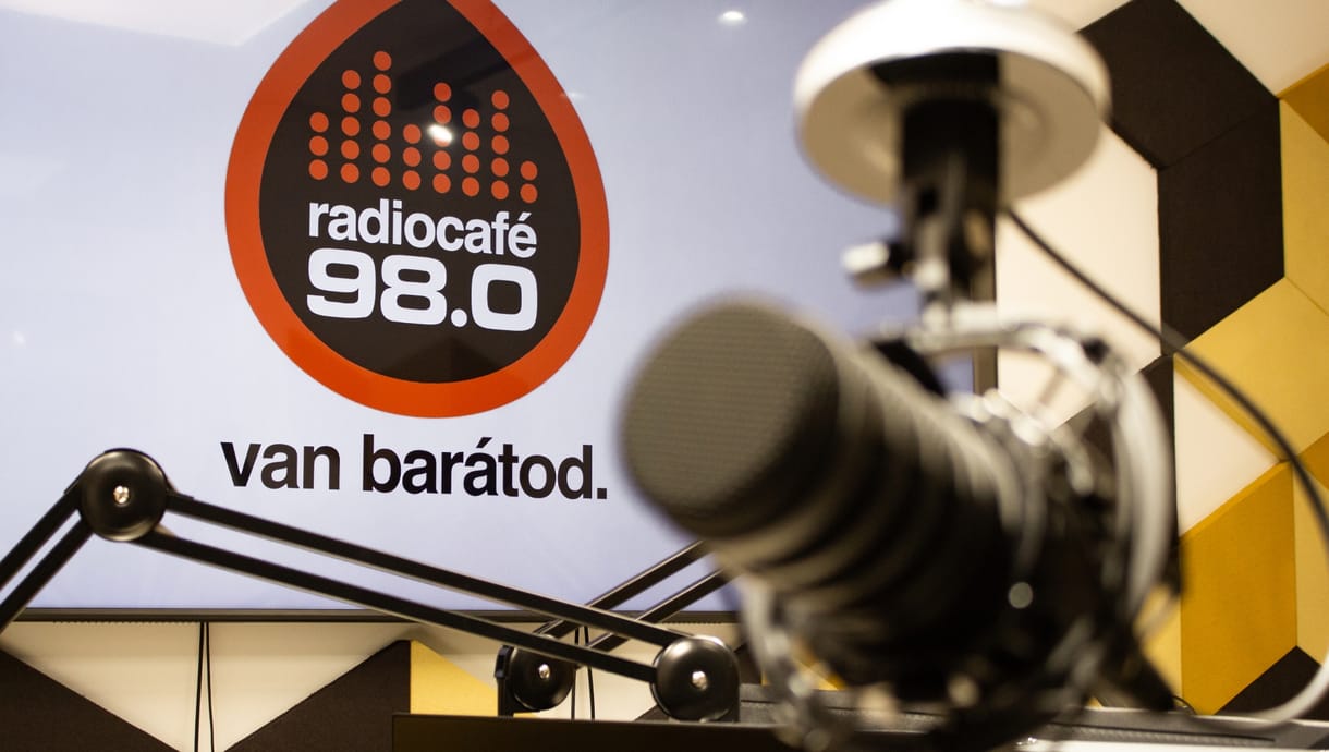 Csütörtök reggel új rádió indul a fővárosban