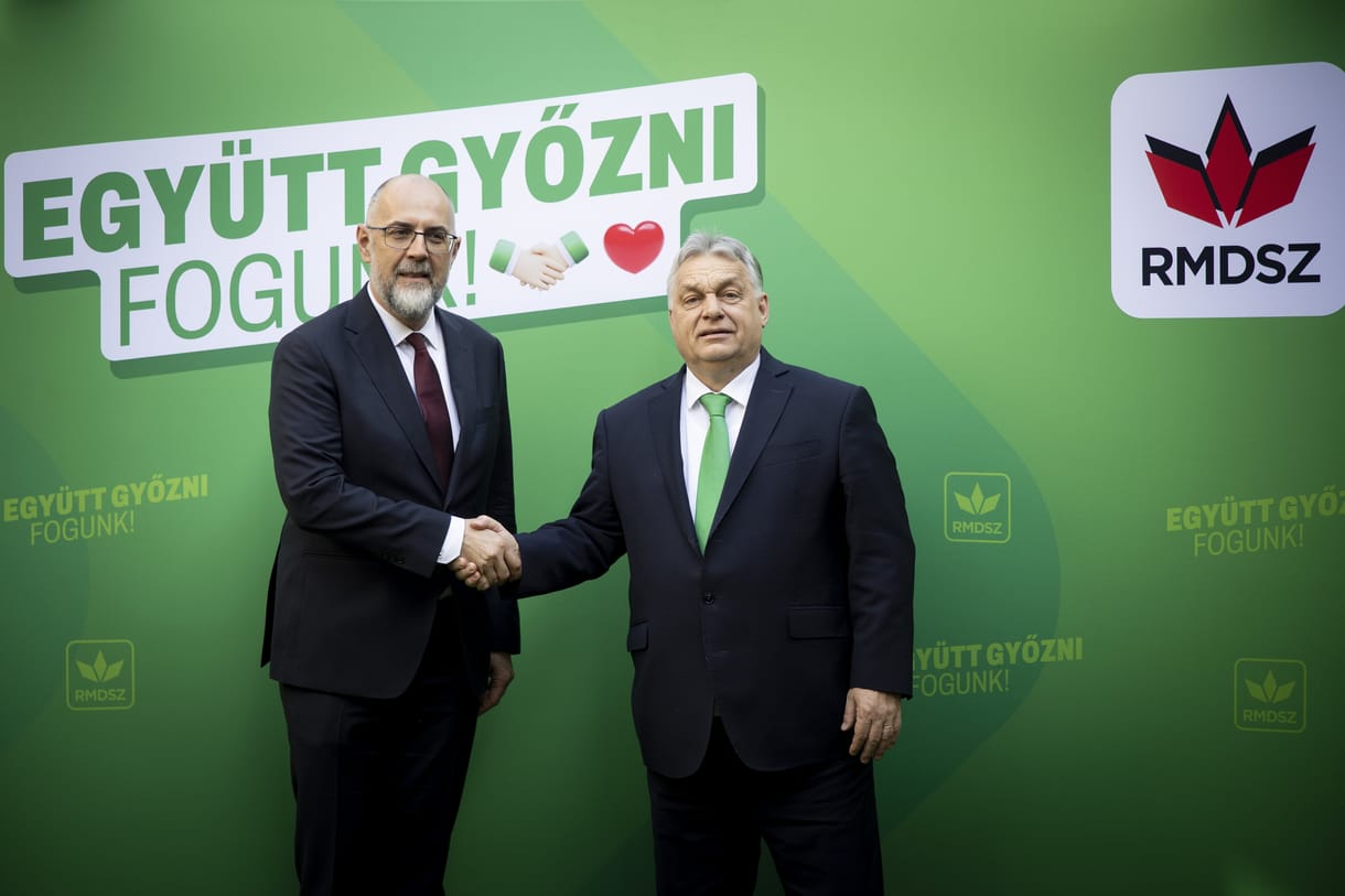 Tóth Szilárd János politológus: A határon túli magyar pártoknak készülniük kell a Fidesz utáni korszakra