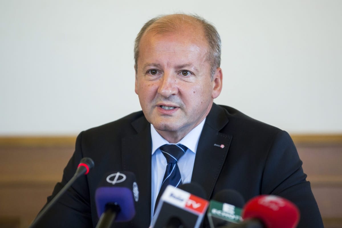 Simicskó: nem védi a hazát, aki nem úgy szavaz, ahogy a kormány elvárja