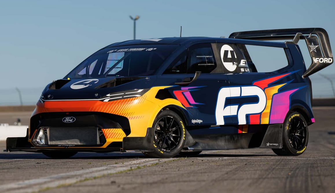 1400 lóerős szörnyeteg a Ford új elektromos dobozosa