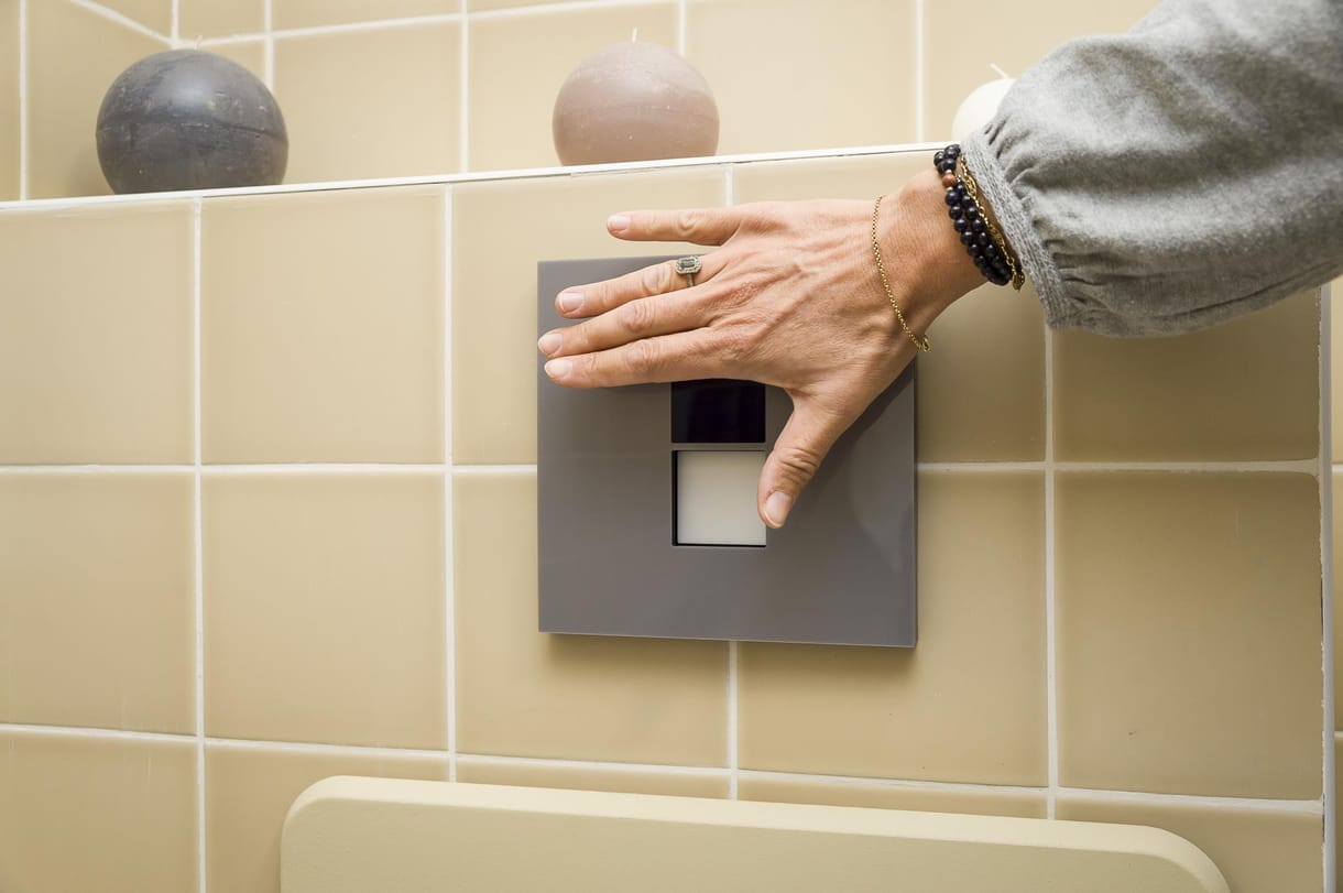 Szegénység: több mint 150 ezer magyarnál nincs otthon fürdőszoba és wc