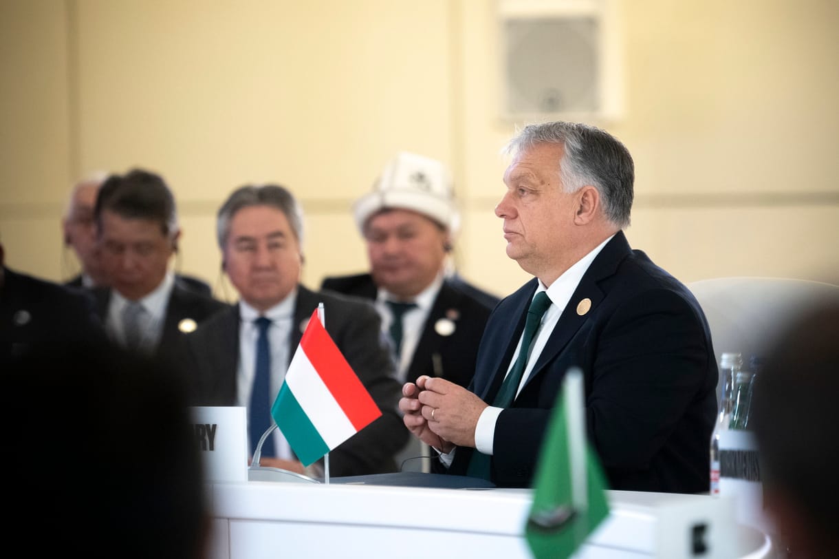 Orbán Viktor: Azerbajdzsánnal nem „gázbarátságot