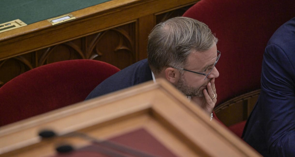 Sükösd Miklós: Félelem és rettegés az ELTE-n Orbán Balázs doktori védése árnyékában