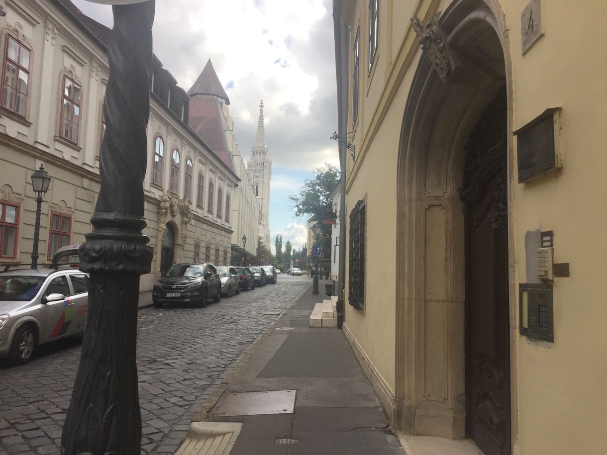 A műemléki védettségű területeken belenyúlhat az állam a lakáspiacba