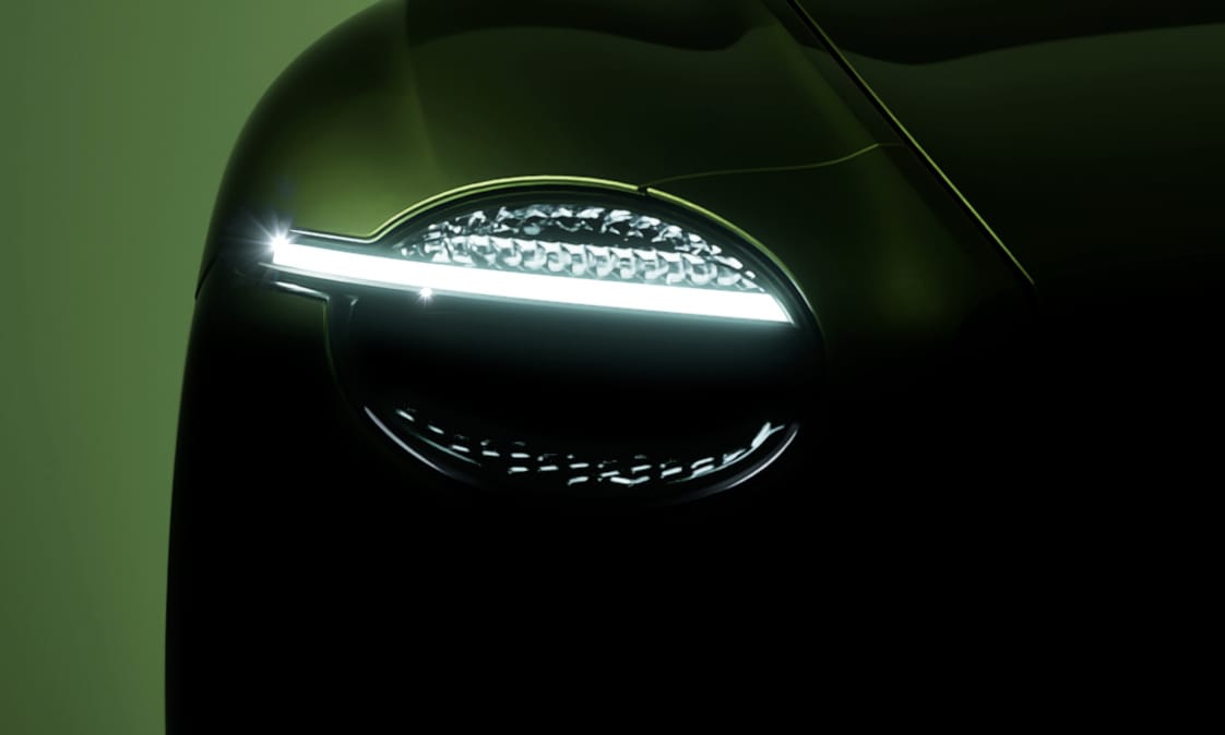 Furcsa víz alatti sebességrekord a valaha készült legerősebb Bentley-től