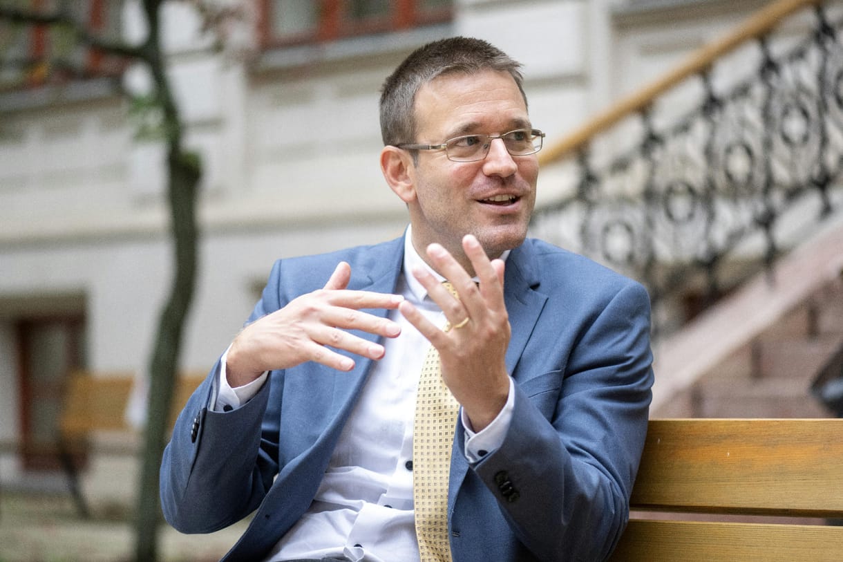 „Az erőviszonyok világosak: amíg Magyarország a NATO-csapatban focizik, addig az USA a csapatkapitány