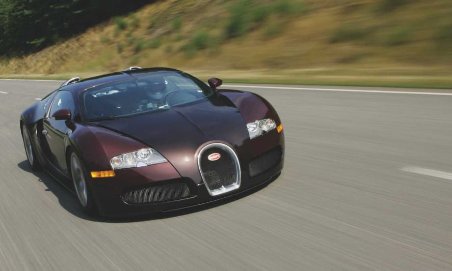 Már 15 éve, hogy a Bugatti átlépte a 400 km/h-t