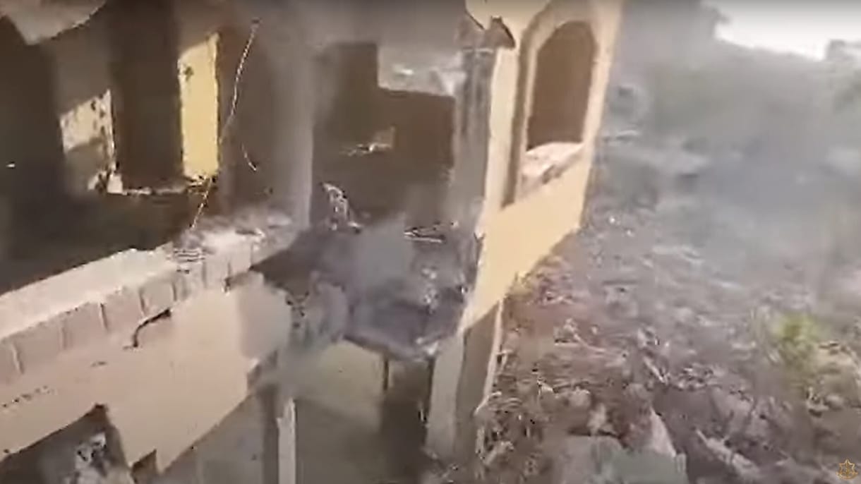 Videón a Hamász-vezér életének utolsó pillanatai – egy szétlőtt szobában, sérülten nézett farkasszemet az izraeli drónnal