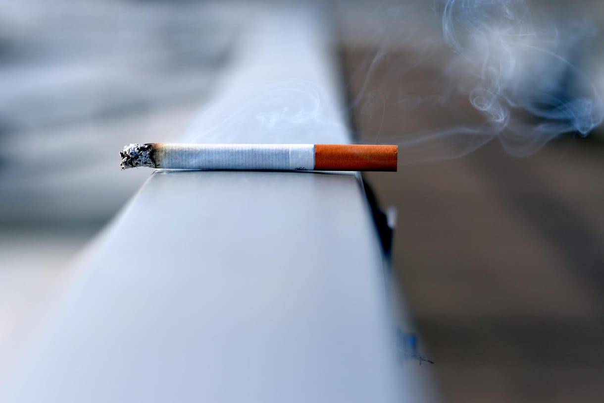 Új-Zéland megtiltotta a dohánytermékek eladását mindenkinek, aki 2009-ben vagy azután született