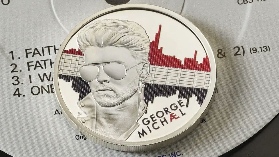 Emlékérmet adott ki George Michael tiszteletére a brit királyi pénzverde