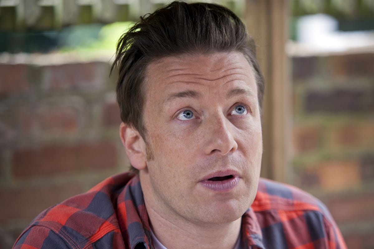 Jamie Oliver inkább diktafonra mondta a könyveit, csak hogy ne kelljen írnia