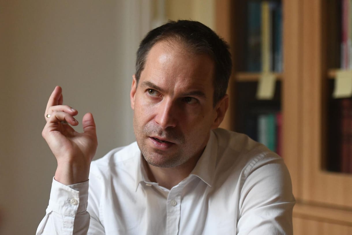 Petíció indult a kormánymédia Krekó Péter elleni uszítása miatt