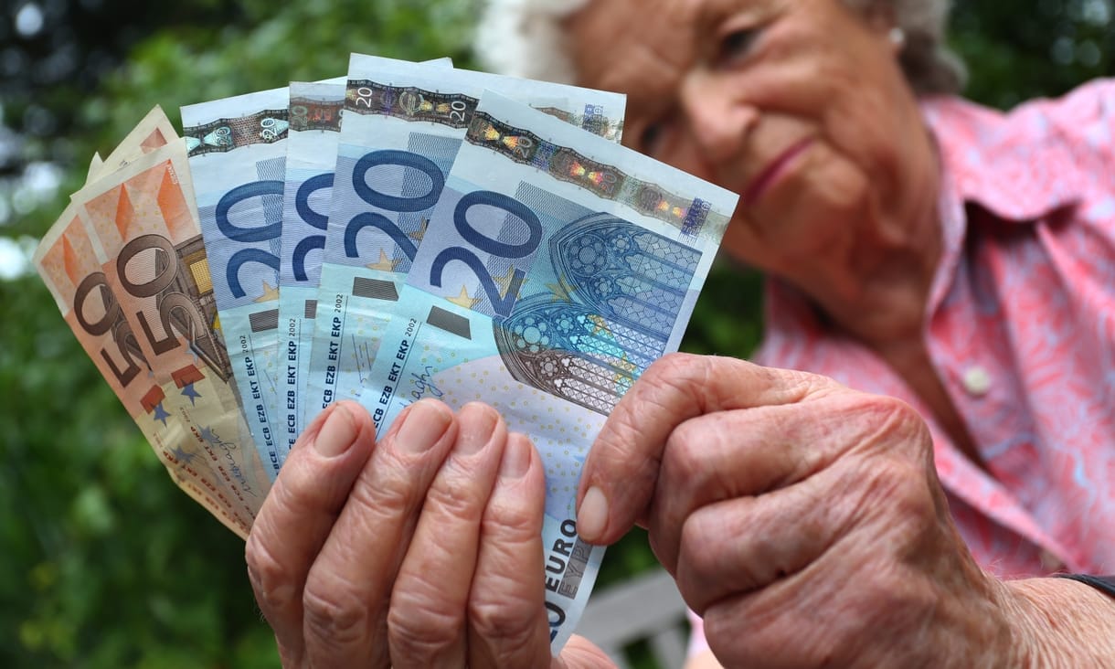 Olasz matek: hogy jön ki az, hogy valaki akkor mehet nyugdíjba, ha eléri a száz évet?
