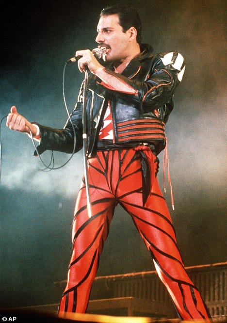 Hátborzongató Freddie Mercury hangja zene nélkül