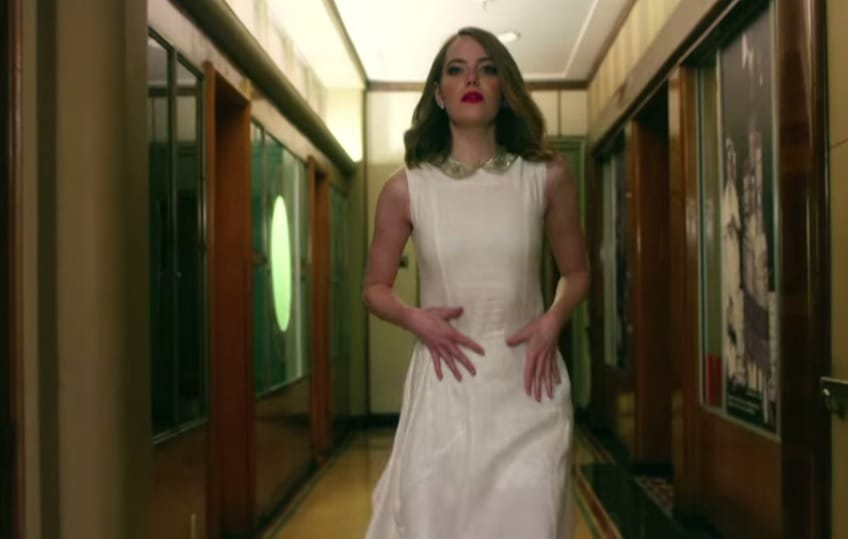 Emma Stone szuperszexi az Arcade Fire-tag új klipjében
