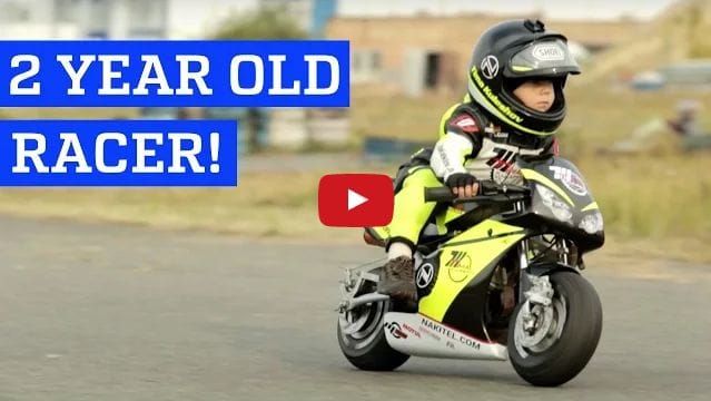 A 2 éves motorosnál cukibb dolog nincs ma a neten – videó
