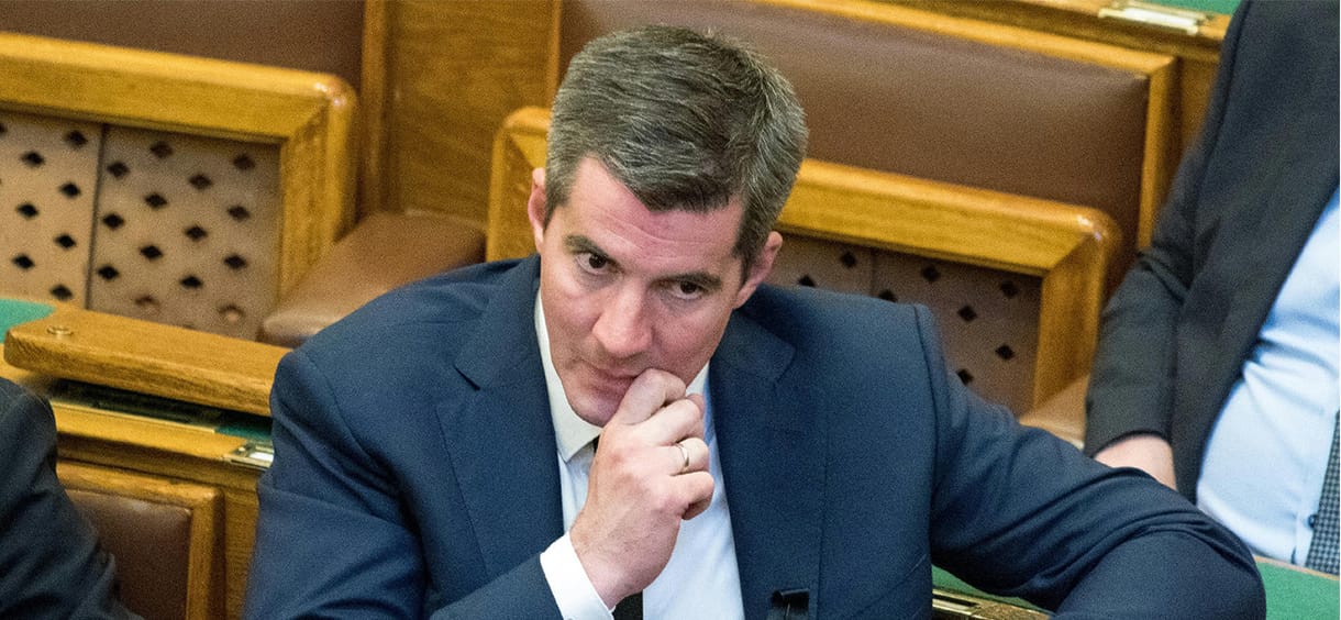 A reklámpiacon is szőnyegbombázással érne fel az „átláthatósági” törvénytervezet elfogadása
