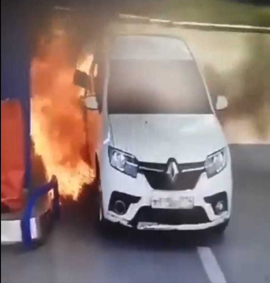 Ezért nem szabad tankolás közben rágyújtani - videó