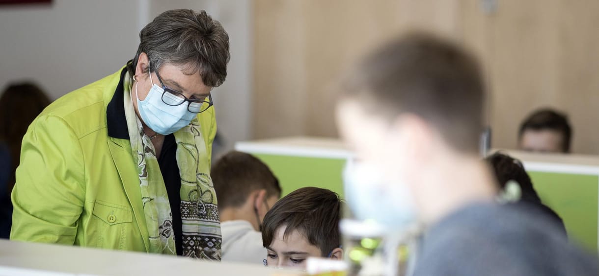 Bürokratikus akadálypálya vár a táppénzt igénylőkre, épp ideje, hogy ez változzon