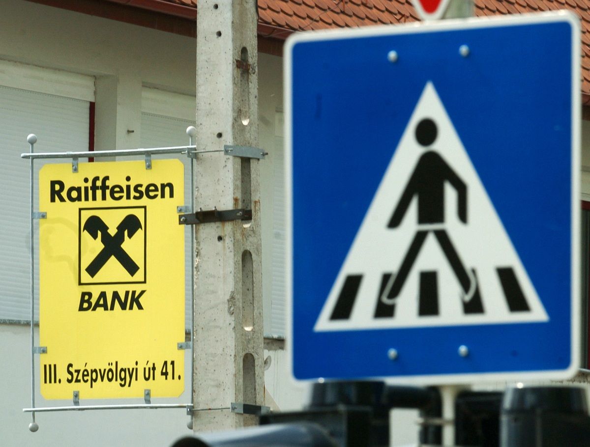 Matolcsyék papíron nem tudnak még a Raiffeisen felvásárlásáról