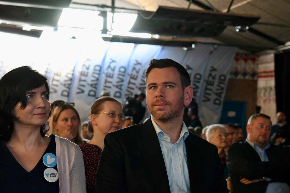 Vitézy: Helyrehozhatatlan hiba lenne a kínaiakkal építtetni expresszvonatot Ferihegyre