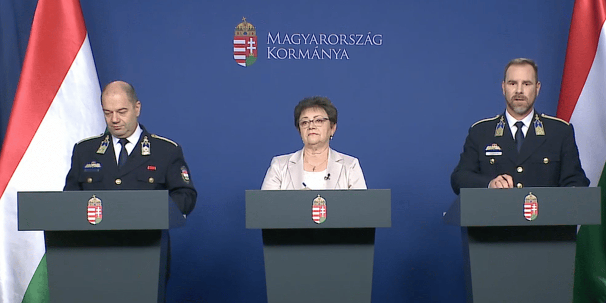 Egy 86 és egy 90 éves magyar beteg halt meg - ez történt az operatív törzs sajtótájékoztatóján