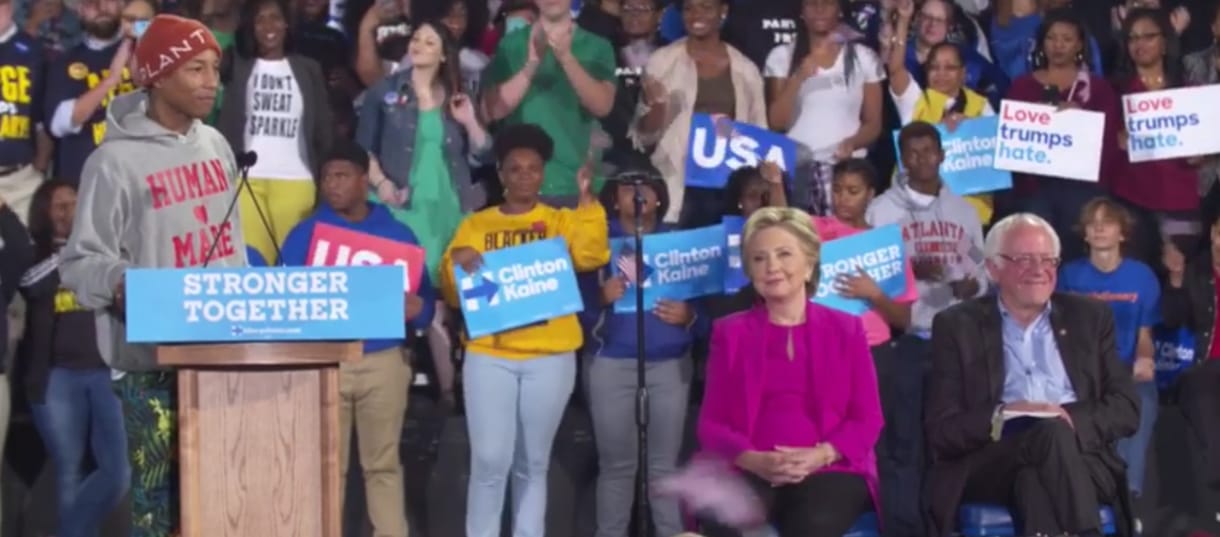 Popsztárral együtt kampányol Clinton