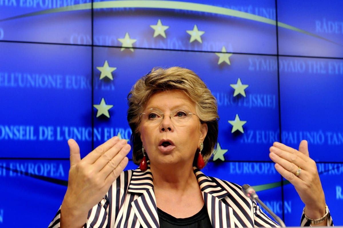 Viviane Reding: Felszólítom a Néppártot, hogy rakja ki Orbánt és a Fideszt
