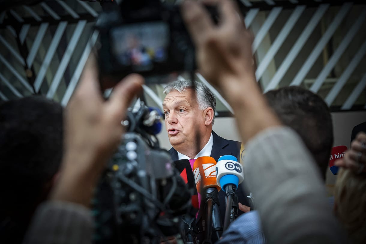 Dezső András: Kevés dolog annyira értelmetlen, mint az, amit Orbánék csinálnak a svédekkel NATO-ügyben