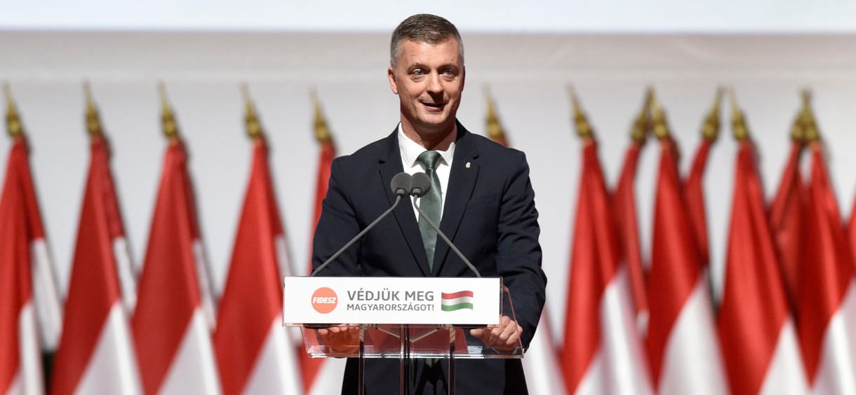 Kubatov szerint ha Trianont Orbán tárgyalja, Magyarországhoz csatolta volna az antant országok felét