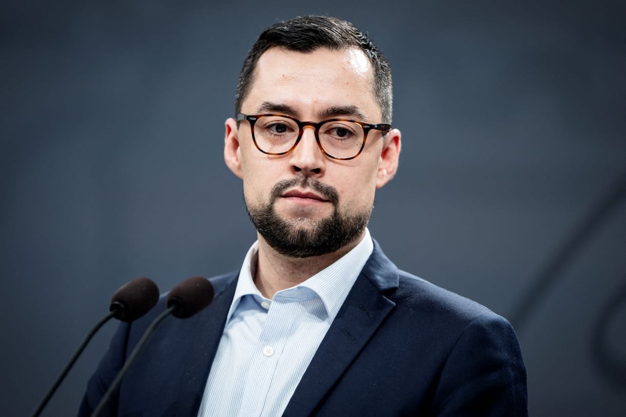 Grönland miniszterelnöke bejelentette, szorosabban együttműködnének Washingtonnal a védelem és a bányászat terén