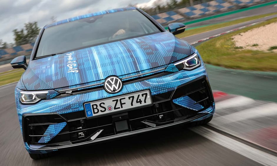 A valaha készült legerősebb Golf, íme a VW legújabb R modellje