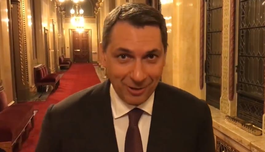 Látta már Lázár János kutyájának Instagram-oldalát?
