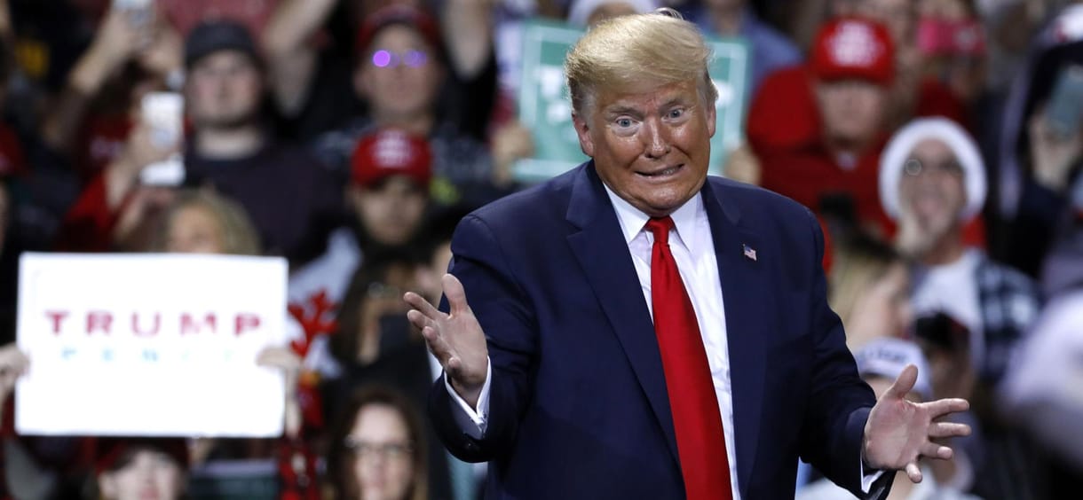 Trump ellen vádat emeltek, és élvezi