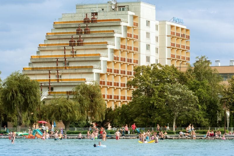 Erős az idei nyár, de sok az üres szállodai szoba