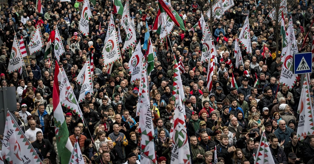Micsoda szemfényvesztés: a néppártos Jobbik mandátumokat lopott baloldalról