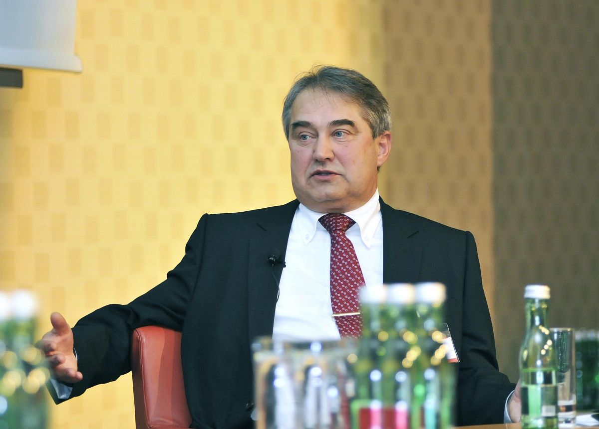 Töröcskeivel elégedett az NGM, úgy tűnik, marad az ÁKK élén