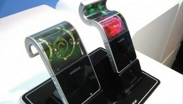 Új hír jött a Samsung összehajtható telefonjáról