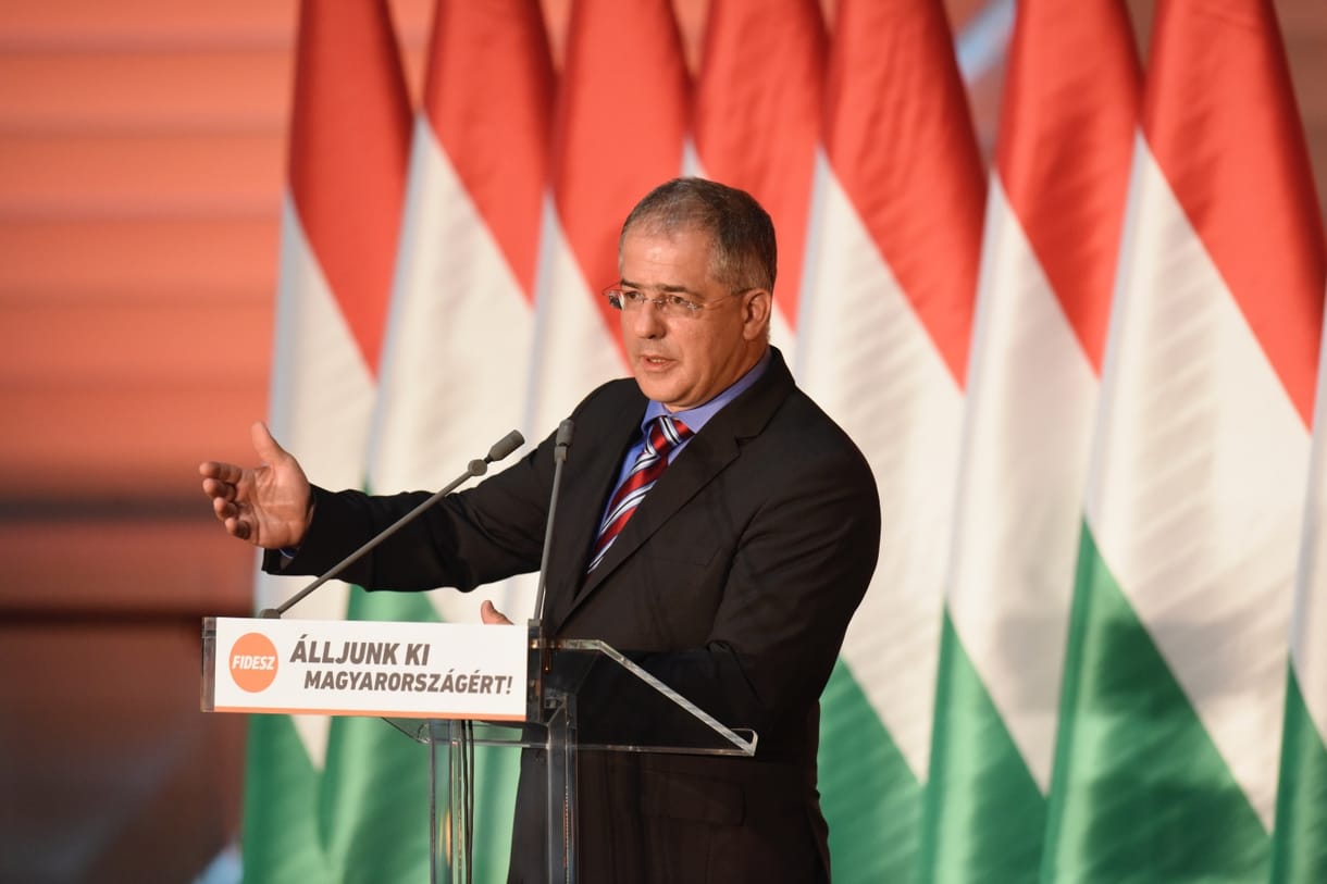 Kósa arra panaszkodott, hogy eldurvult a hangnem a parlamentben