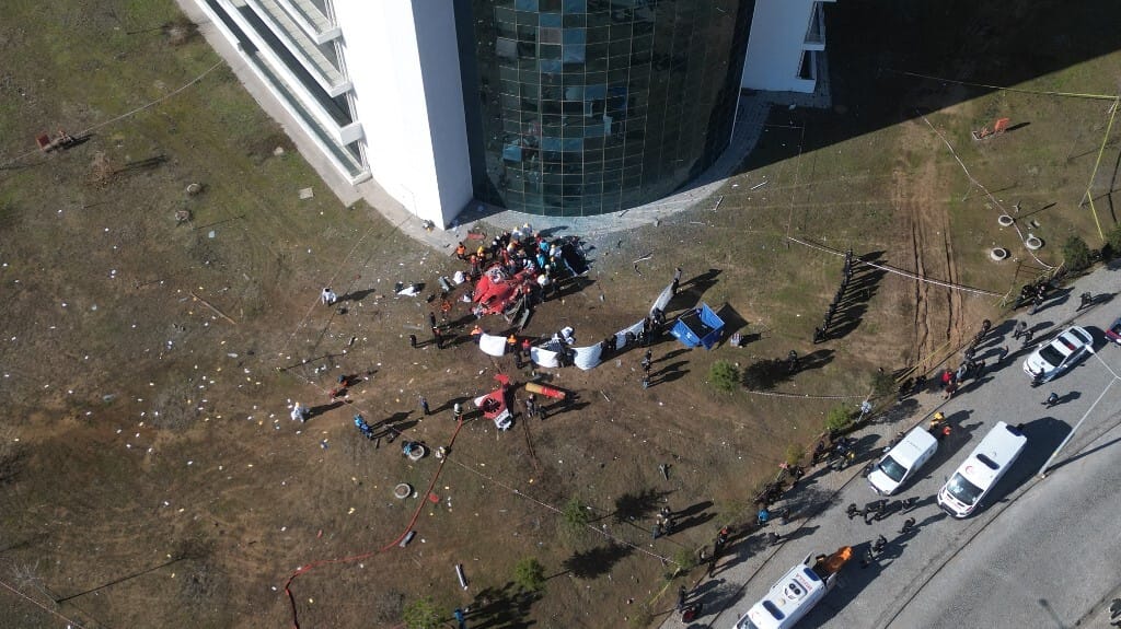 Kórháznak ütközött a mentőhelikopter Törökországban, négyen meghaltak