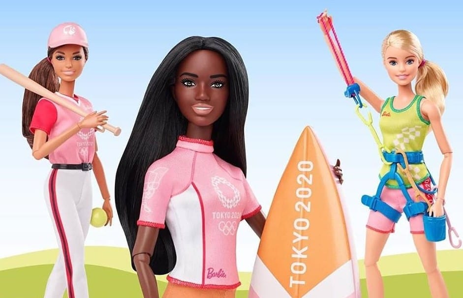 Falat mászik és szörfözik az új Barbie