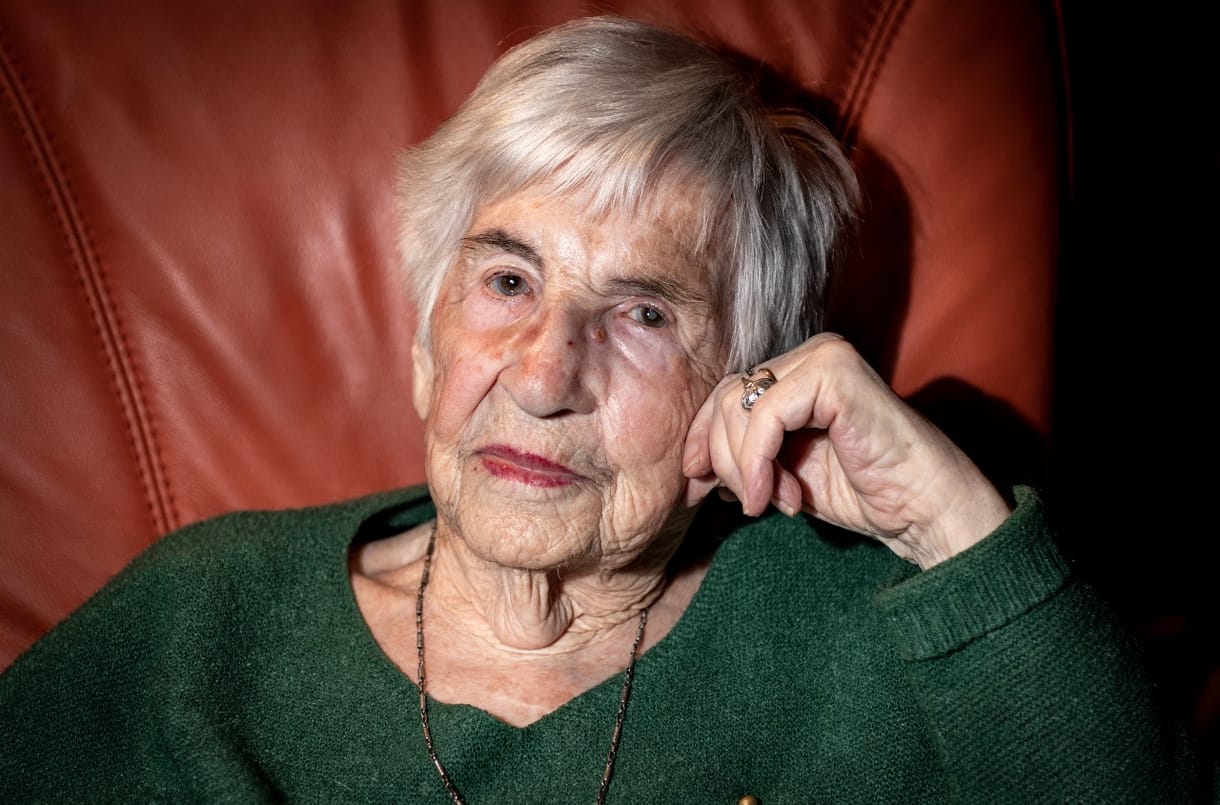 Meghalt Esther Bejarano, akinek Auschwitzban a tangóharmonika mentette meg az életét
