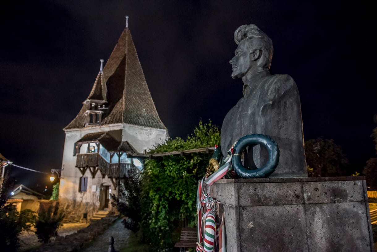 Megtaláltuk Petőfit! Bár nem mondtuk volna meg, hogy ő az