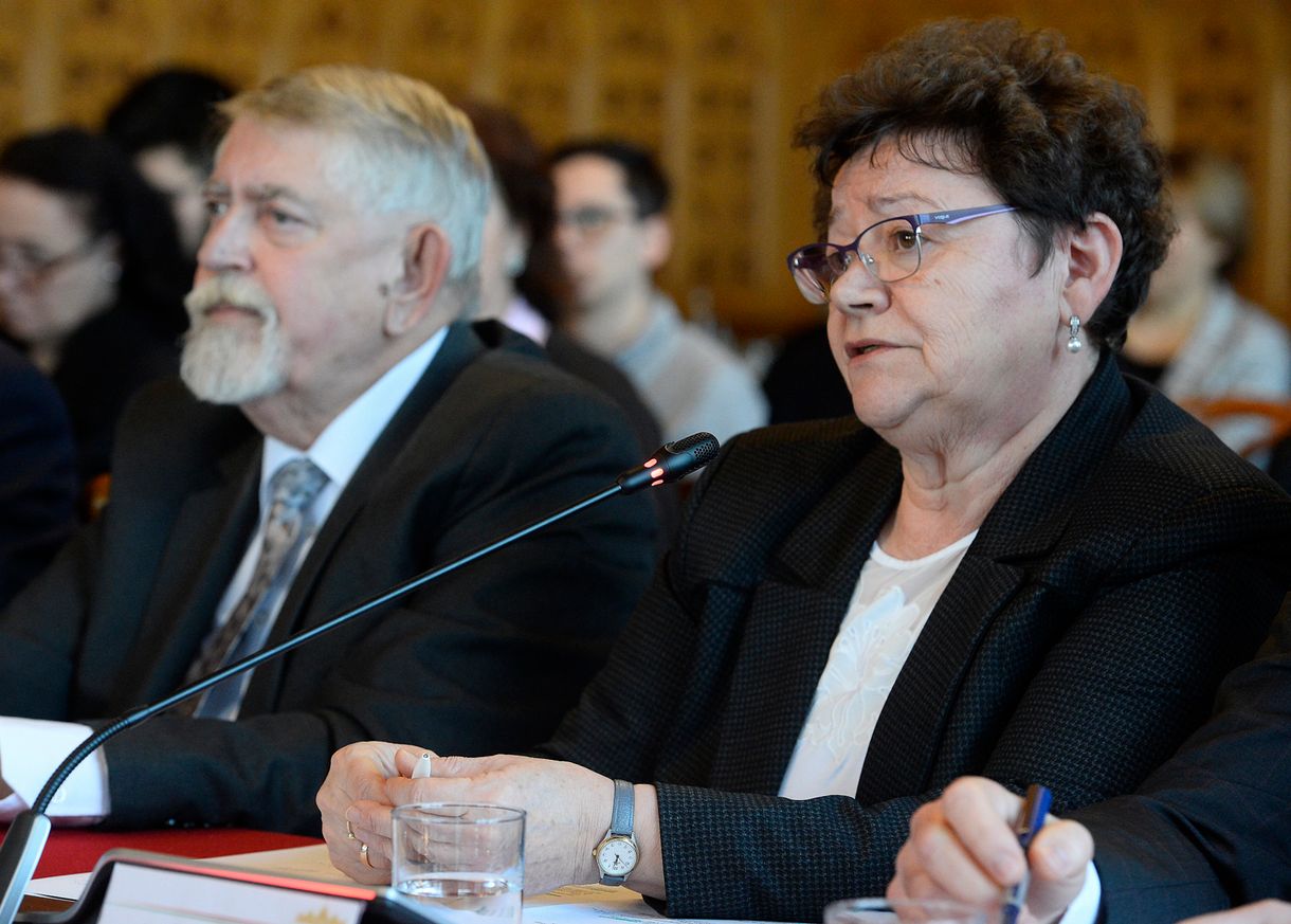 Müller Cecília: Adatdobálózással nem jutunk sehova