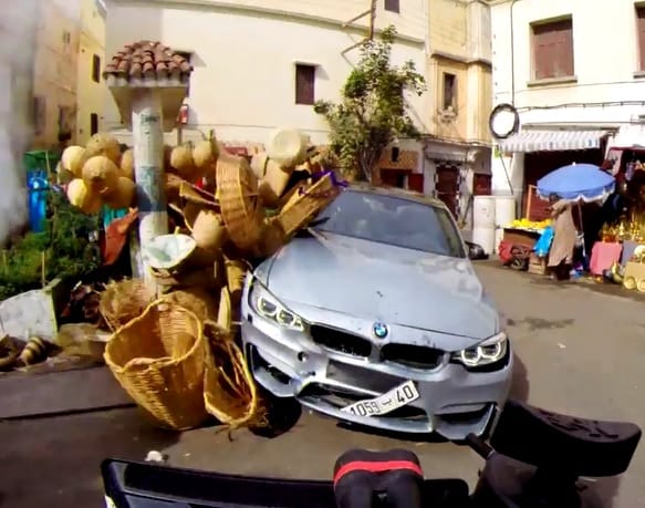 Kaszkadőrök helyett Tom Cruise nyüstöli a BMW M3-at az új filmjében – videó