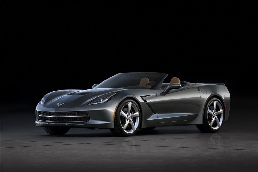 1 millió dollárt ért az első nyitható tetejű új Corvette