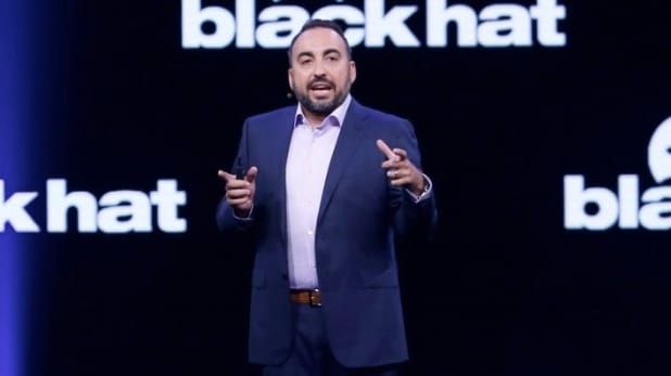 Állítólag lemondott a Facebook biztonsági főnöke, miután lényegében csődöt mondott a munkájában