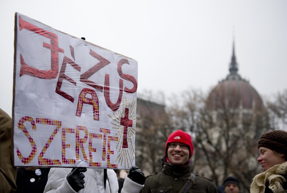 Ha kicsi vagy, pusztulj!
