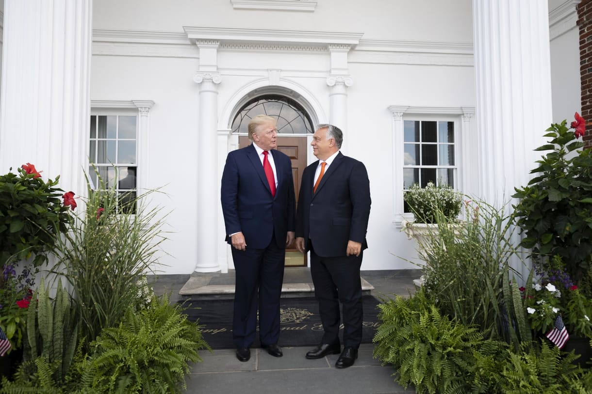 Orbán és Trump: egy teljesen szürreális kapcsolat