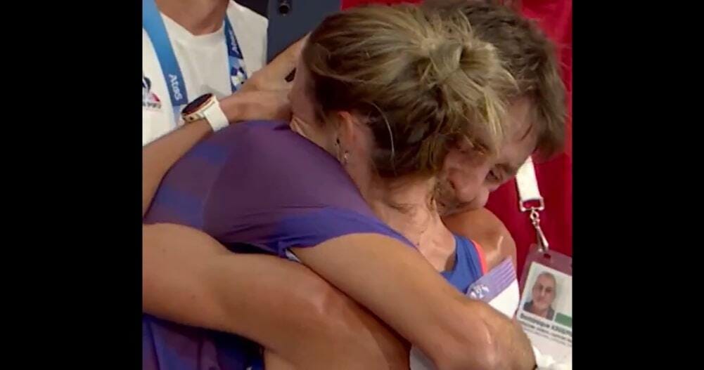 Miután rekordot futott az olimpián, megkérte párja kezét a francia sportoló